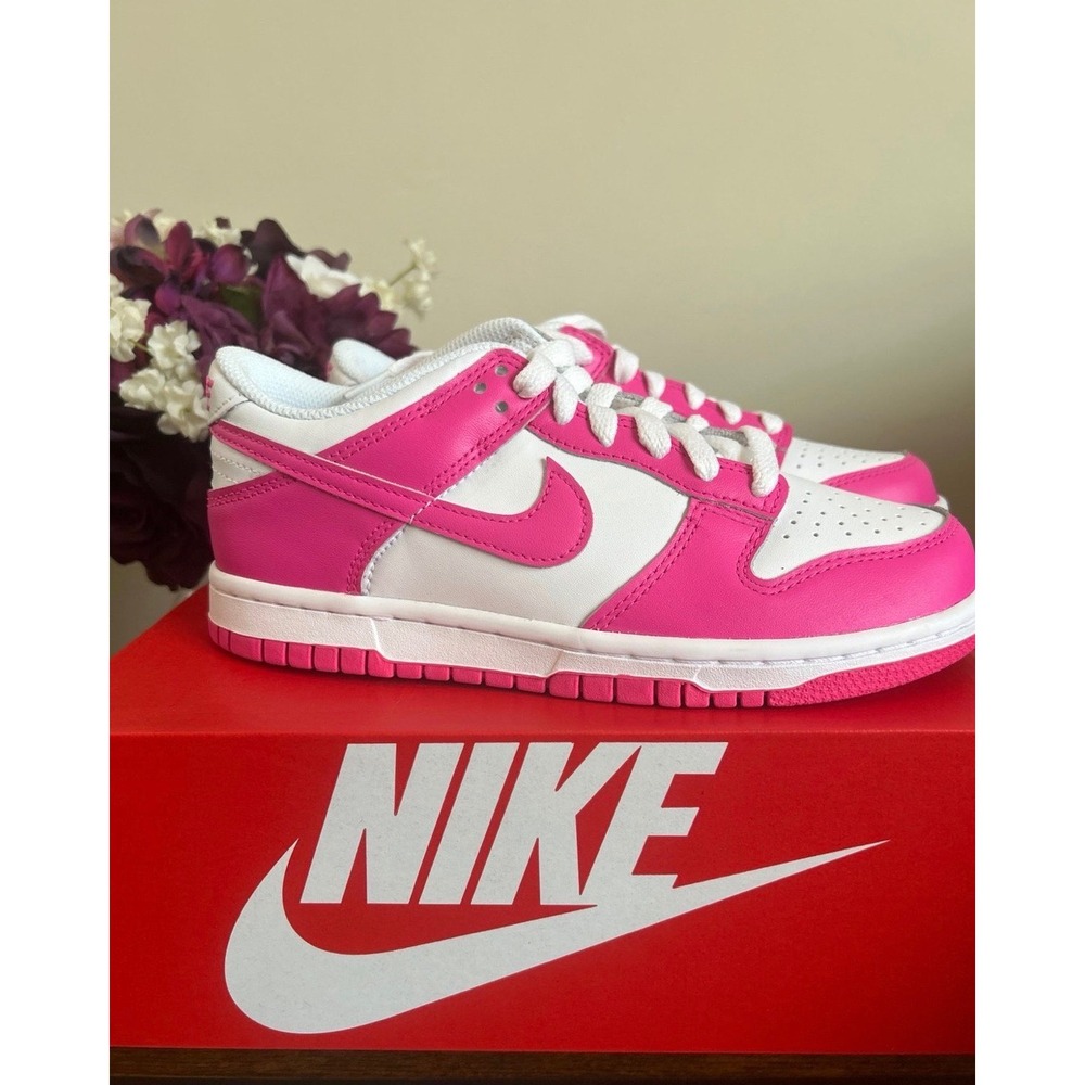 New Nike Dunk Low Size 6w/4.5y White/Laser Fuchsia